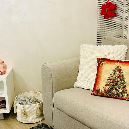 Апартаменти LIRRA LUXE Modern&Cozy in the Downtown, БЕЛЫЙ КАРТОН Белград Екстер'єр фото